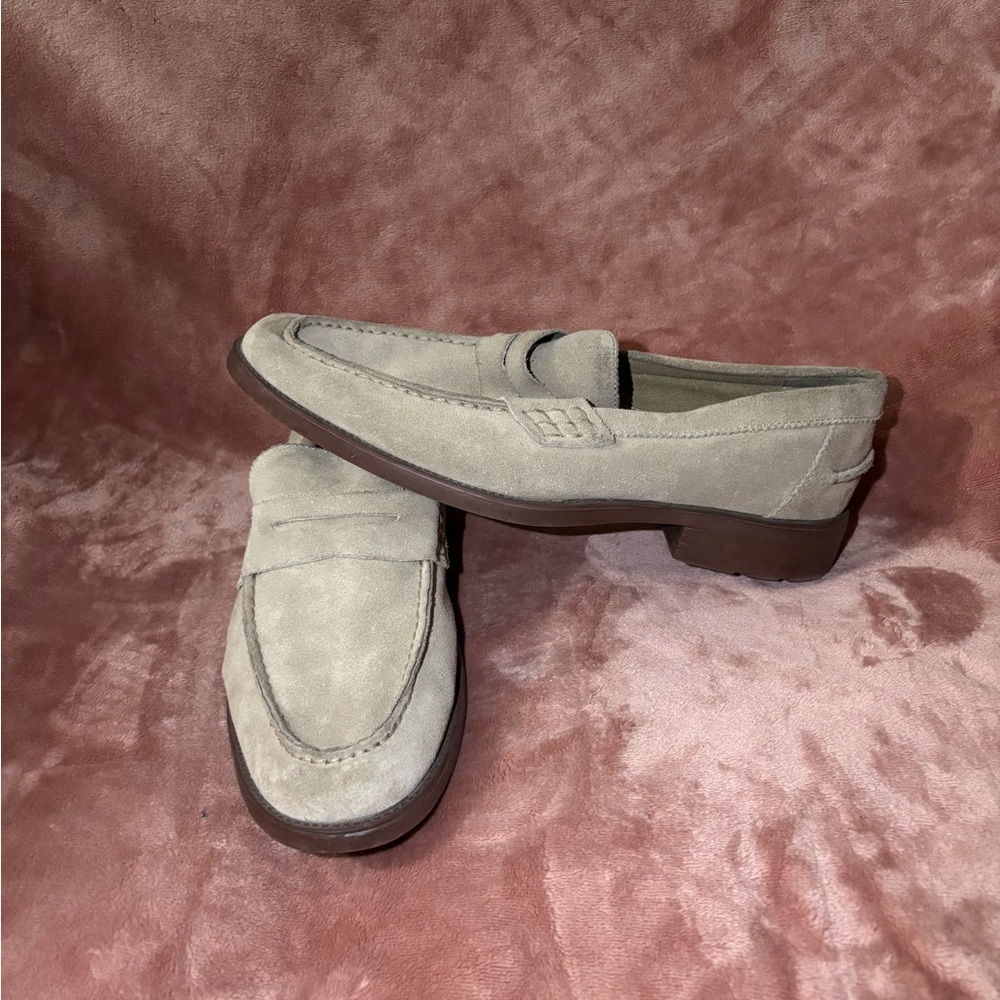 Hush Puppies Light Tan Loafers
